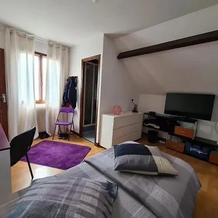 Chambres D'hotes - Vallee De Chevreuse Homestay Magny-les-Hameaux